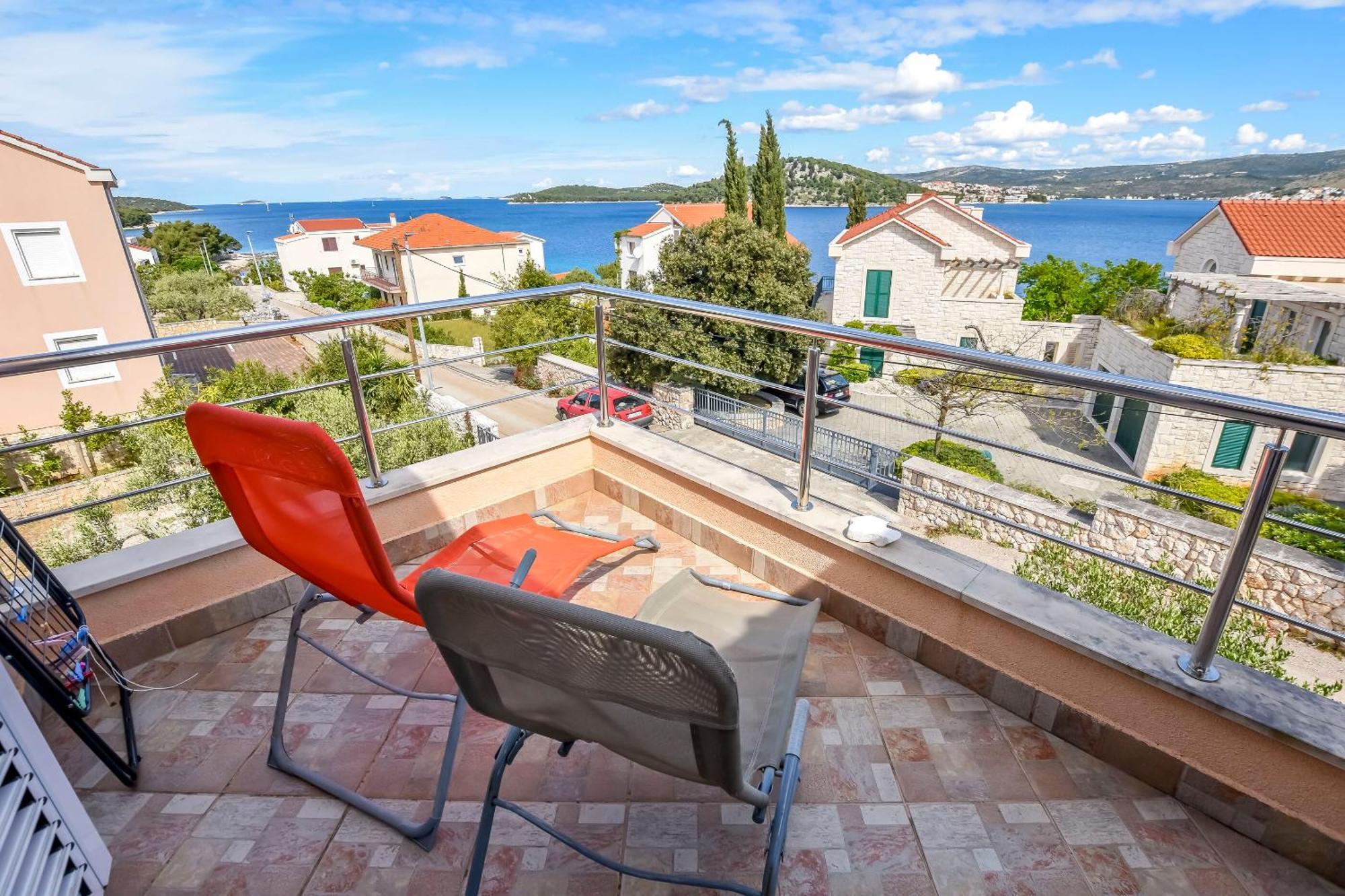 Apartments Ema Ražanj エクステリア 写真